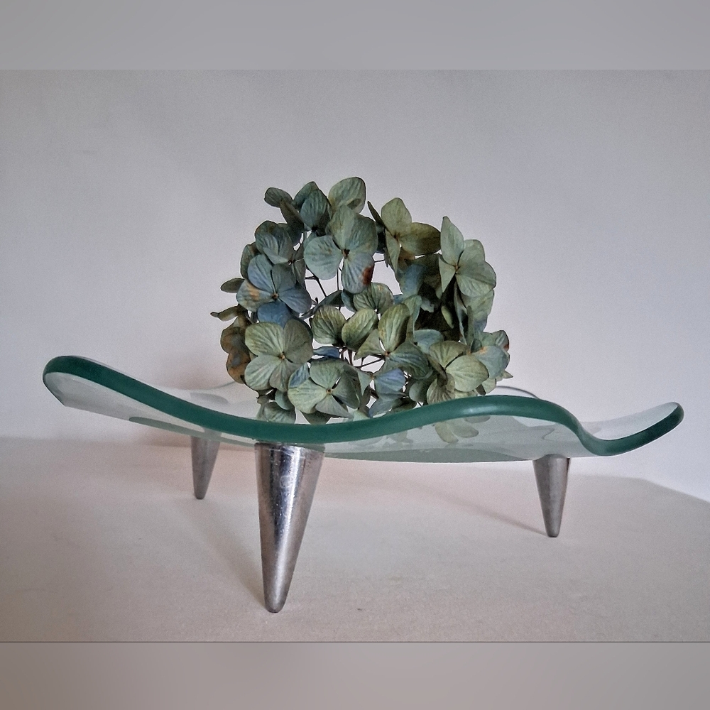 1960s Wavy Glass Display or Serving Tray - 3 Chrome Feet - Mid Century Modern - Picture 6 of 9